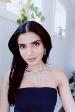 Load image into Gallery viewer, KHLOE HOLLOW SET