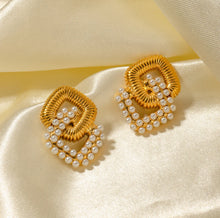 Load image into Gallery viewer, BRIDGETTE EARRINGS
