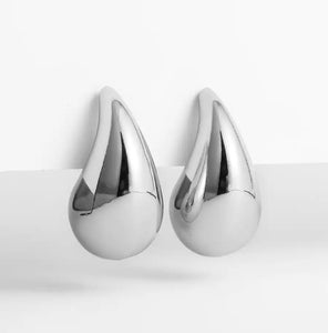 The Teardrop Earrings