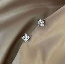 Load image into Gallery viewer, PRINCESS CUT STUDS
