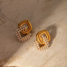 Load image into Gallery viewer, BRIDGETTE EARRINGS
