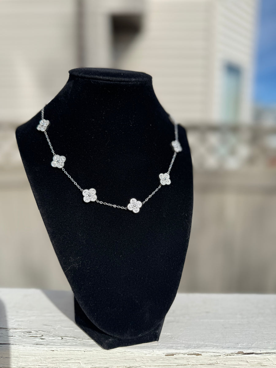 Clover Necklace