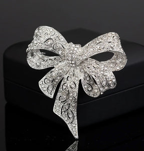 BROOCH