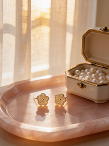 Fleur Studs