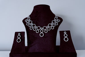 KHLOE HOLLOW SET
