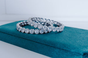 SOLITAIRE BANGLES