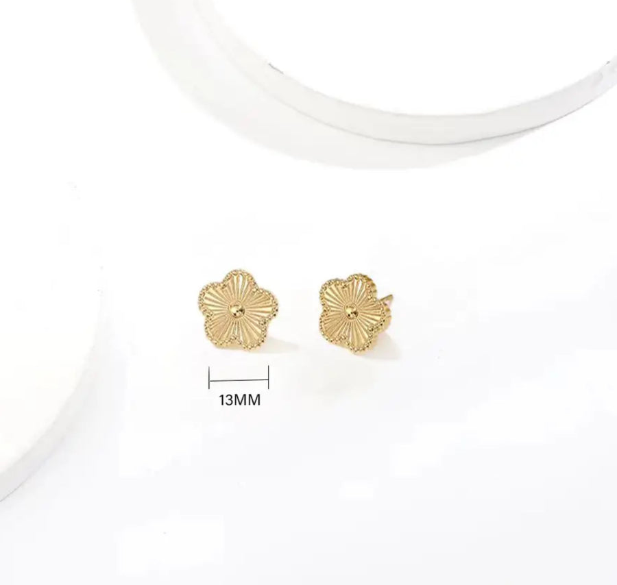 Fleur Studs