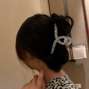 PEARL HAIR CLAWS