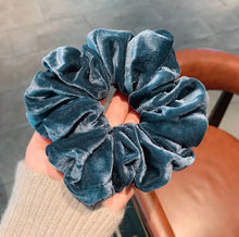 Load image into Gallery viewer, VELVET SCRUNCHIES
