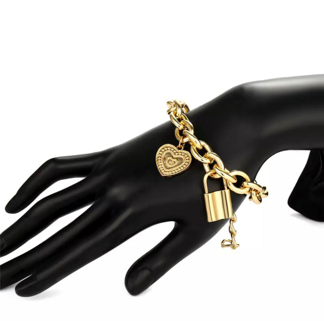 LOCKED HEART