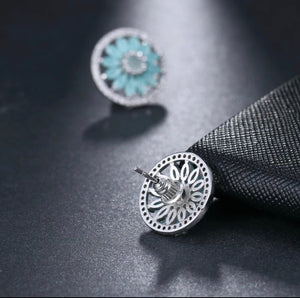 SAGE STUDS