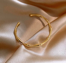 Load image into Gallery viewer, BERLIN CUFF
