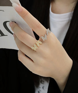 DAINTY BUTTERFLY RING