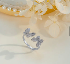 Dainty Butterfly Ring