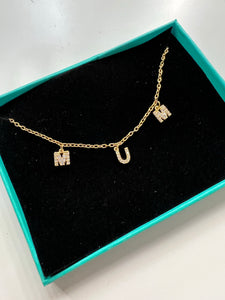MUM NECKLACE
