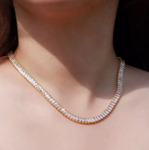 Load image into Gallery viewer, VALENTINA GOLD

