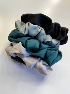 ZEN SCRUNCHIES