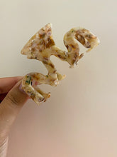 Load image into Gallery viewer, LISA HAIR CLAWS
