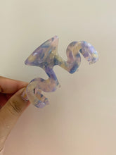 Load image into Gallery viewer, LISA HAIR CLAWS
